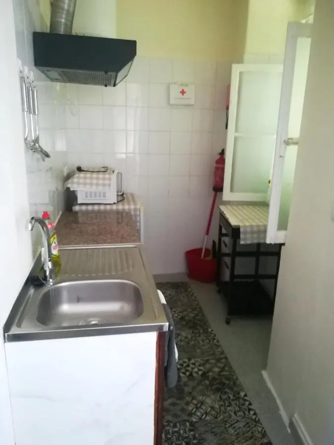 Apartment Cosy Studio In Central Funchal 20 M² Sunny Terrace